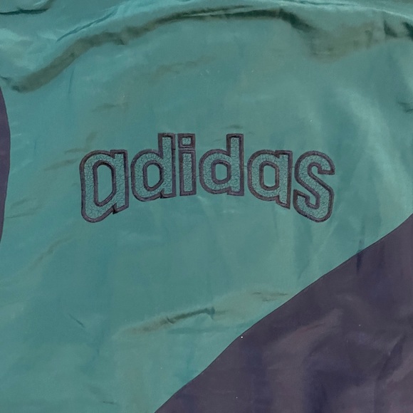 Vintage Adidas Wind Breaker - Picture 4 of 4